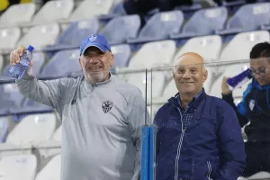 (Φωτορεπορτάζ) Ο κόσμος στο "Αντώνης Παπαδόπουλος"