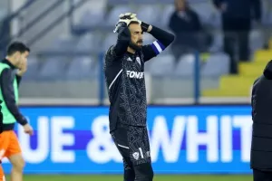 (ΟΡΙΣΤΙΚΗ ΔΙΑΚΟΠΗ) Ανόρθωση 0-2 Καρμιώτισσα (Φώτος)