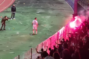 Ανταπόδοση με χειροκρότημα και... δωράκια! (Φώτος)