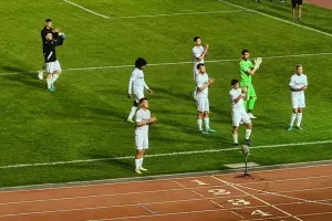 Ανταπόδοση με χειροκρότημα και... δωράκια! (Φώτος)