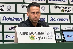 "Χρειαζόμαστε χρόνο, δεν είμαστε μάγοι. Είμαστε προπονητές και ποδοσφαιριστές" 
