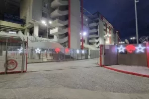 Με... άρωμα Χριστουγέννων το γήπεδο Καραϊσκάκη (Φώτος)