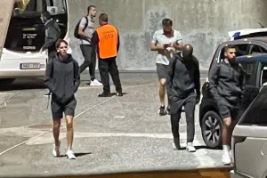 Η Πάφος... στο γήπεδο (Φώτος)
