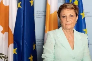 Μέτρα σε 4 πυλώνες για την βία στα γήπεδα