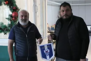 Ανόρθωση και "Singular"... μοίρασαν δώρα και χαμόγελα (Φώτος)