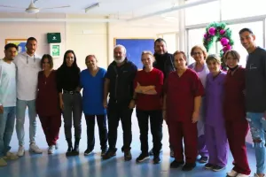 Ανόρθωση και "Singular"... μοίρασαν δώρα και χαμόγελα (Φώτος)