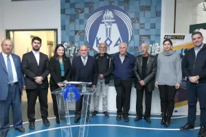 Ο ΚΟΑ υποδέχτηκε τον θρύλο του κυπριακού αθλητισμού Σταύρο Τζιωρτζή