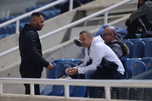 Ολυμπιακός - Άρης: "Mπλόκο" του αλύγιστου Τακτακαλά! (φώτος)