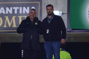 Aκρίτας-Νέα Σαλαμίνα: Πάτησε... εξάδα με ανατροπή! (φώτος)