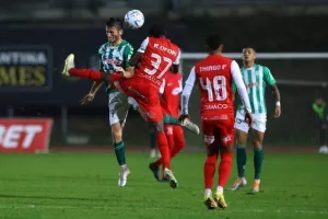 Aκρίτας-Νέα Σαλαμίνα: Πάτησε... εξάδα με ανατροπή! (φώτος)