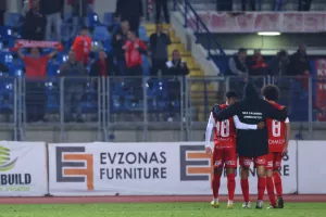(ΒΙΝΤΕΟ Kerkida) Ερυθρόλευκο... πάρτι στην Πάφο!