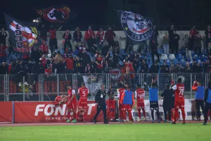 (ΒΙΝΤΕΟ Kerkida) Ερυθρόλευκο... πάρτι στην Πάφο!