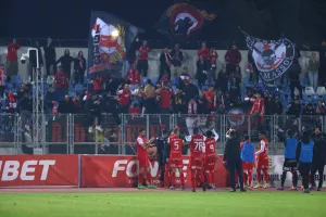 (ΒΙΝΤΕΟ Kerkida) Ερυθρόλευκο... πάρτι στην Πάφο!