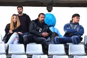 (Φωτορεπορτάζ) Ο κόσμος στο "Στέλιος Κυριακίδης"