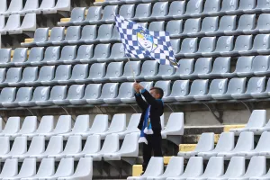 (Φωτορεπορτάζ) Ο κόσμος στο "Στέλιος Κυριακίδης"