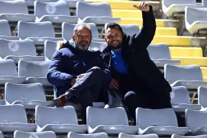 (ΦΩΤΟΣ Kerkida) O κόσμος στο "Στέλιος Κυριακίδης"