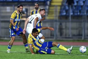 Πάφος - ΑΠΟΕΛ: Με υπογραφή Σούσιτς... της πήρε το αήττητο και την κορυφή! (φώτος)