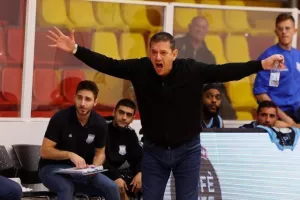"Έπιασε" το ΑΠΟΕΛ στην κορυφή ο Κεραυνός! (φώτος) 