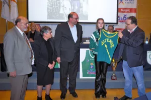 Η εορταστική εκδήλωση για τα 90χρονα του Διγενή Μόρφου (φώτος)