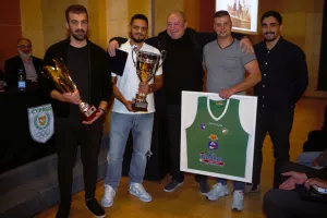 Η εορταστική εκδήλωση για τα 90χρονα του Διγενή Μόρφου (φώτος)