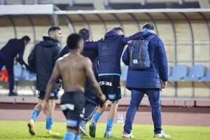 ΕΝΠ - Απόλλων: Ο Ντιγκινί πήρε το... όπλο του (φώτος)
