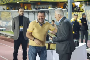 Αυτοί τιμήθηκαν από ΑΕΛ και Άρη (φώτος)