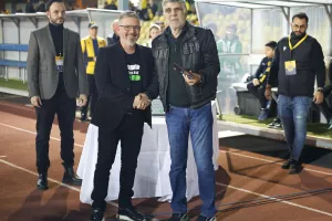 Αυτοί τιμήθηκαν από ΑΕΛ και Άρη (φώτος)