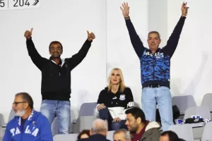 Η ιστορική μέρα του Απόλλωνα στο νέο γήπεδο (φώτος/βίντεο)