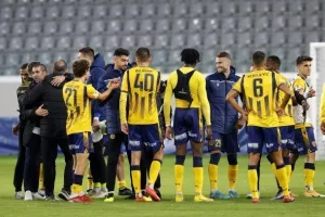 ΑΕΛ-Ολυμπιακός: Με το δεξί αλλά με ζόρι στη... νέα εποχή! (φώτος)