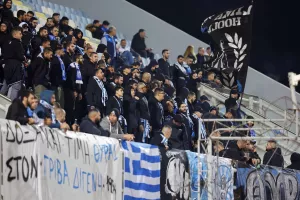 (ΦΩΤΟΡΕΠΟΡΤΑΖ) Ο κόσμος στο "Τάσος Μάρκου"
