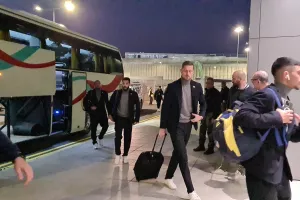 Φωτορεπορτάζ - βίντεο από την άφιξη του ΑΠΟΕΛ