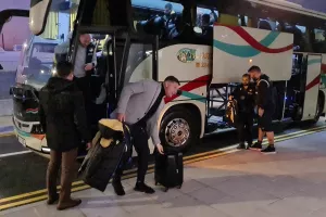 Φωτορεπορτάζ - βίντεο από την άφιξη του ΑΠΟΕΛ