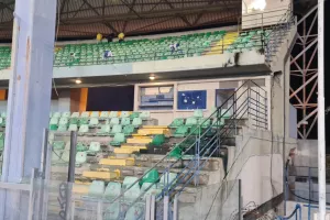 ΦΩΤΟΡΕΠΟΡΤΑΖ-ΤΣΙΡΕΙΟ/Γήπεδο ή πολεμικό πεδίο;;
