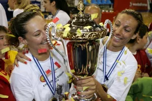 Έκλεψαν το τρόπαιο του Eurocup από τον Αθηναϊκό!