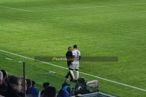 Σέου-Αντενόν/Τον παρηγόρησε για το αυτογκόλ (φώτος)