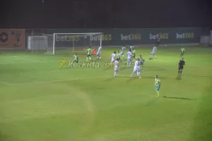 ΦΩΤΟΣ/Το γκολ του Γκιούρτσο για το 1-0 της ΑΕΚ!