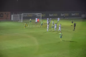 ΦΩΤΟΣ/Το γκολ του Γκιούρτσο για το 1-0 της ΑΕΚ!
