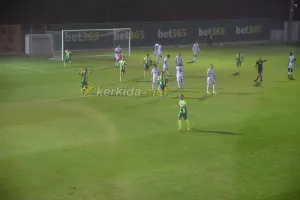 ΦΩΤΟΣ/Το γκολ του Γκιούρτσο για το 1-0 της ΑΕΚ!