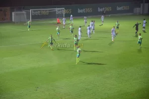 ΦΩΤΟΣ/Το γκολ του Γκιούρτσο για το 1-0 της ΑΕΚ!