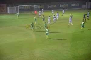 ΦΩΤΟΣ/Το γκολ του Γκιούρτσο για το 1-0 της ΑΕΚ!