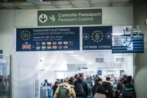 Χώρες επιβάλλουν μέτρα ελέγχου στους ταξιδιώτες από Κίνα