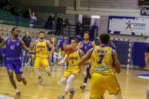 ΑΠΟΕΛ και Κεραυνός ισοβαθμούν στην πρώτη θέση του πίνακα!
