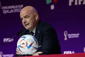Ινφαντίνο: "Πήγα Σαουδική Αραβία, Ελλάδα και Αίγυπτο - Γιατί όχι ξανά Μουντιάλ στη Μέση Ανατολή;"