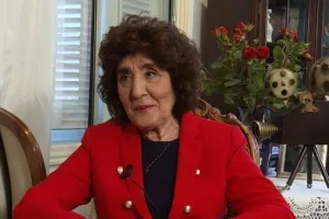 Απεβίωσε η αγαπημένη ηθοποιός Δώρα Κακουράτου