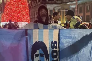 Γιος Μαραντόνα: «Μέσι το άξιζες όσο κανείς άλλος - Ο πατέρας μου πανηγυρίζει από ψηλά»