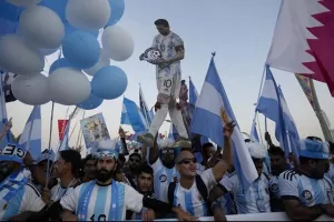 Παροξυσμός: Στο Κατάρ 40.000 Αργεντίνοι!! 