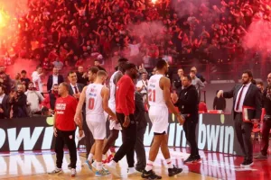 Πρόστιμο στον Ολυμπιακό για το ντέρμπι με τον Παναθηναϊκό