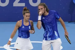 Σε ντοκιμαντέρ Σάκκαρη και Τσιτσιπάς (βίντεο)