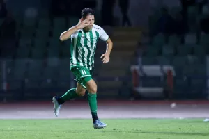 Ώρα… Mariusz Stepinski! 
