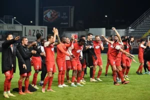 Νέα Σαλαμίνα - Καρμιώτισσα: "Ερυθρόλευκο" τρίποντο με ανατροπή!